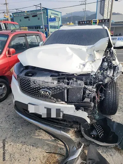 Photo 1 of 7: 2016 Kia Sorento 2.0 — Korean insurance auction