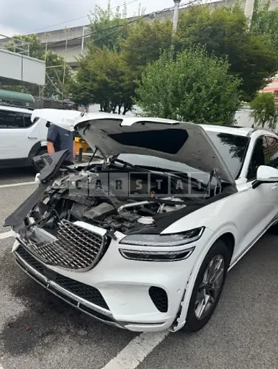 Photo 1 of 19: 2022 Genesis GV70 AWD — Korean insurance auction