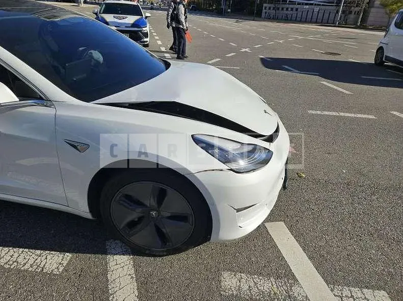 Photo 2 of 9: 2020 Tesla Model 3 Long Range — Korean insurance auction