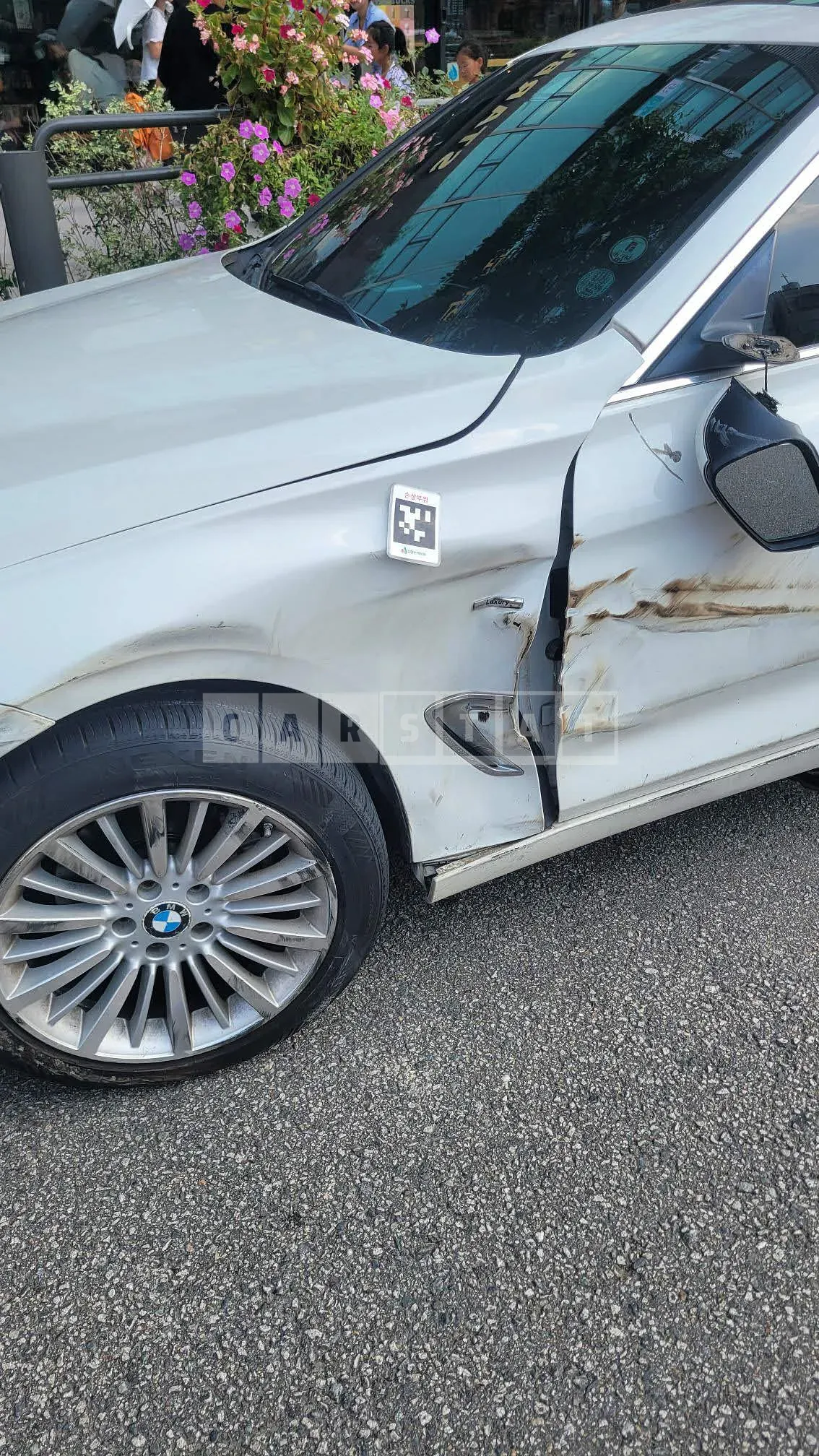 Photo 2 of 9: 2015 BMW 320d GT, VIN WBA3Y3109FGH95734 — Korean insurance auction