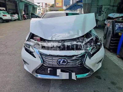 Photo 1 of 17: 2018 Lexus ES300h — Korean insurance auction