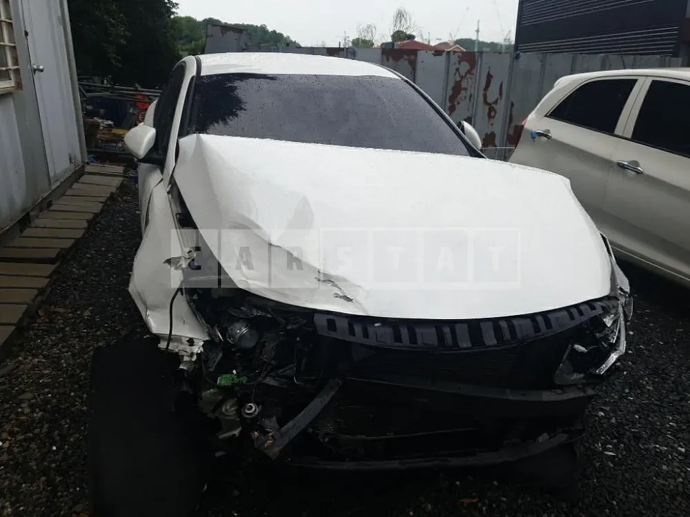 Photo 2 of 24: 2016 Kia K5, VIN KNAGX411BGA078544 — Korean insurance auction