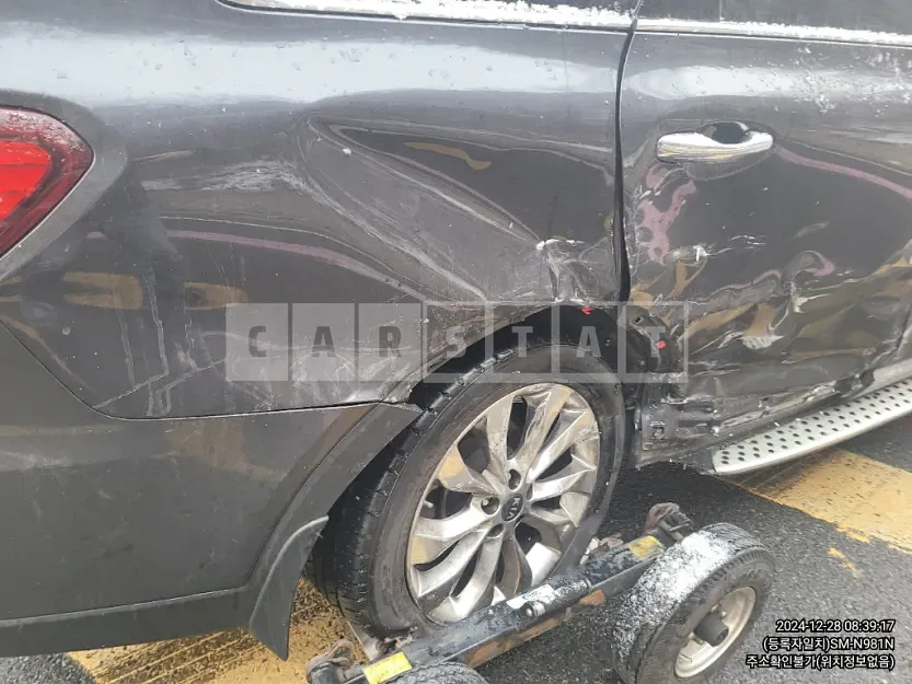 Photo 2 of 8: 2018 Kia Sorento — Korean insurance auction