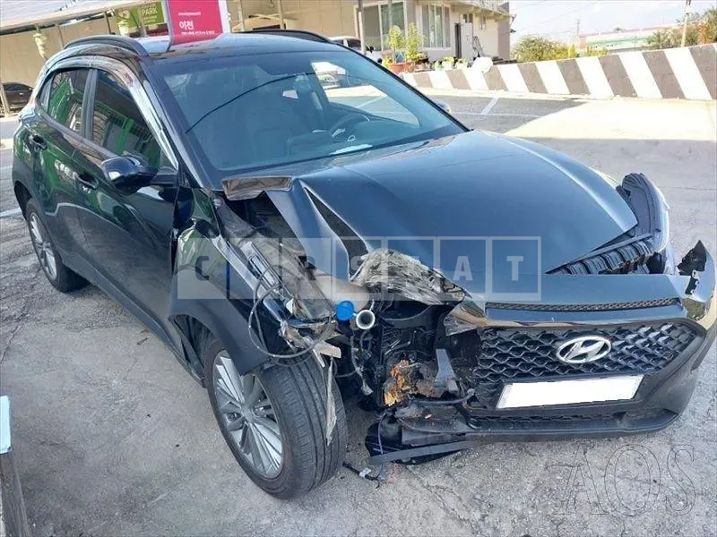 Photo 2 of 24: 2018 Hyundai Kona, VIN KMHK4815HJU125655 — Korean insurance auction