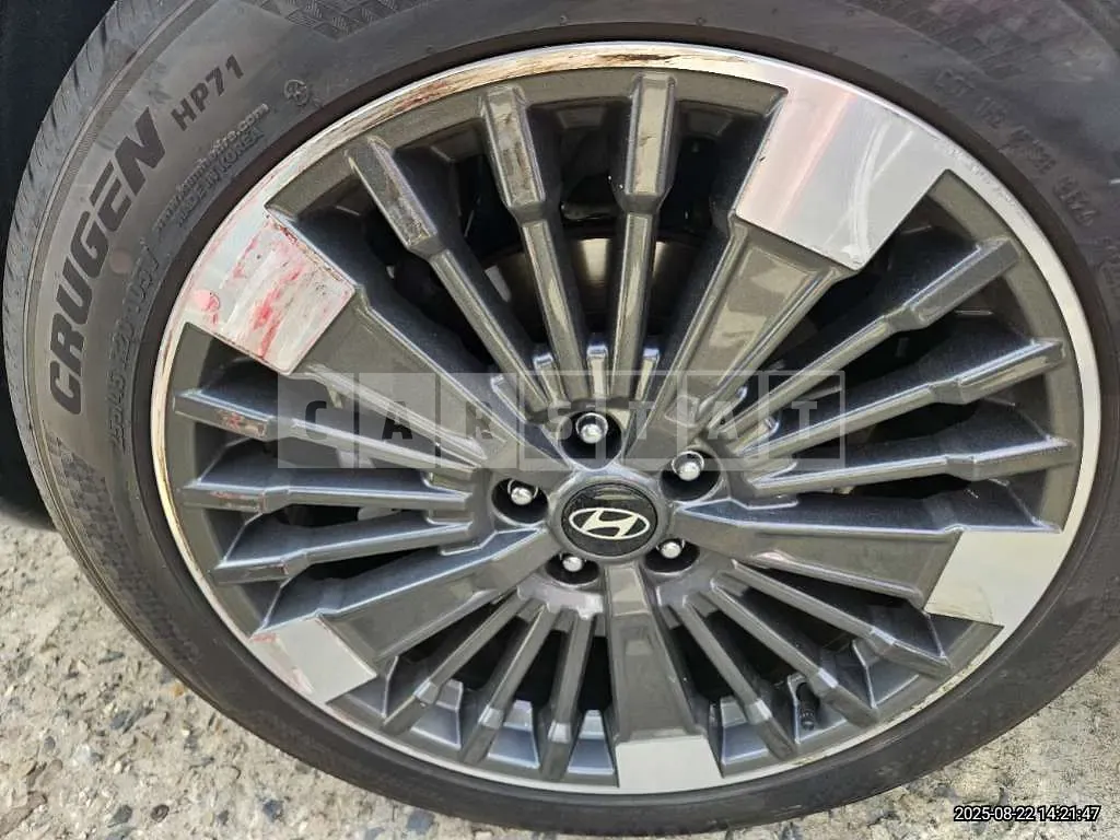 Photo 3 of 3: 2024 Hyundai (parts) Santa Fe Wheel — Korean insurance auction