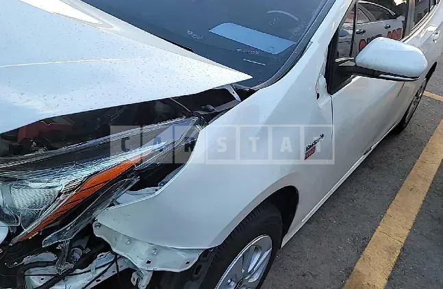 Photo 2 of 50: 2018 Toyota Prius, VIN JTDKBRFU9J3083588 — Korean insurance auction