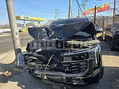 Photo 1 of 22: 2024 Kia Carnival, VIN KNANE81ABRS009981 — Korean insurance auction