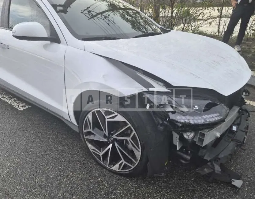 Photo 2 of 5: 2022 Hyundai IONIQ 6 Electric Car — Korean insurance auction