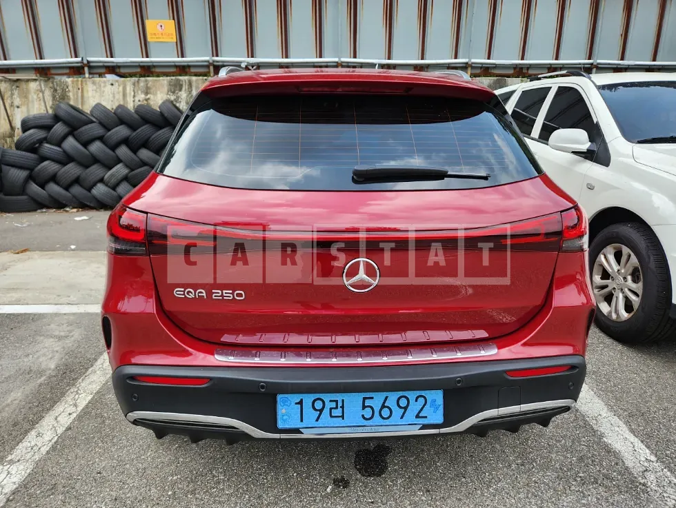 Photo 2 of 9: 2024 Mercedes-Benz EQA250 — Korean insurance auction