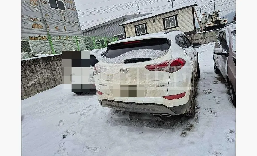 Photo 2 of 19: 2015 Hyundai Tucson TL — Korean insurance auction