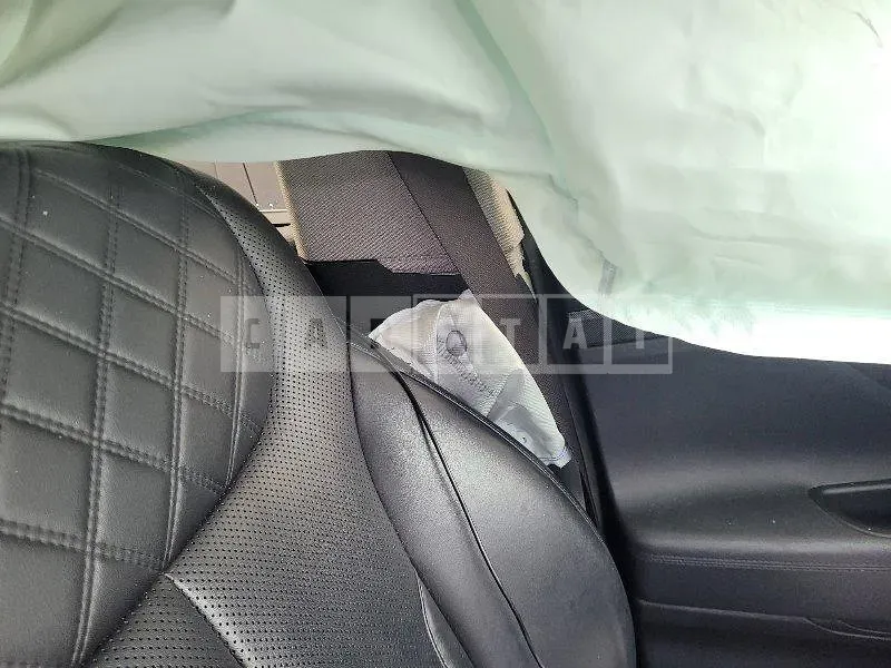 Photo 2 of 23: 2020 Hyundai Santa Fe TM — Korean insurance auction