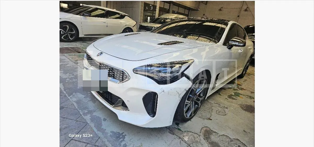 Photo 3 of 3: 2018 Kia (part) Stinger Light — Korean insurance auction