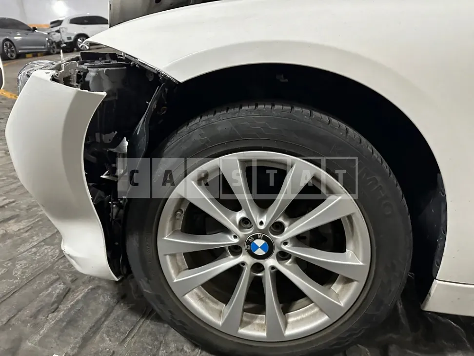 Photo 2 of 21: 2017 BMW 320d — Korean insurance auction