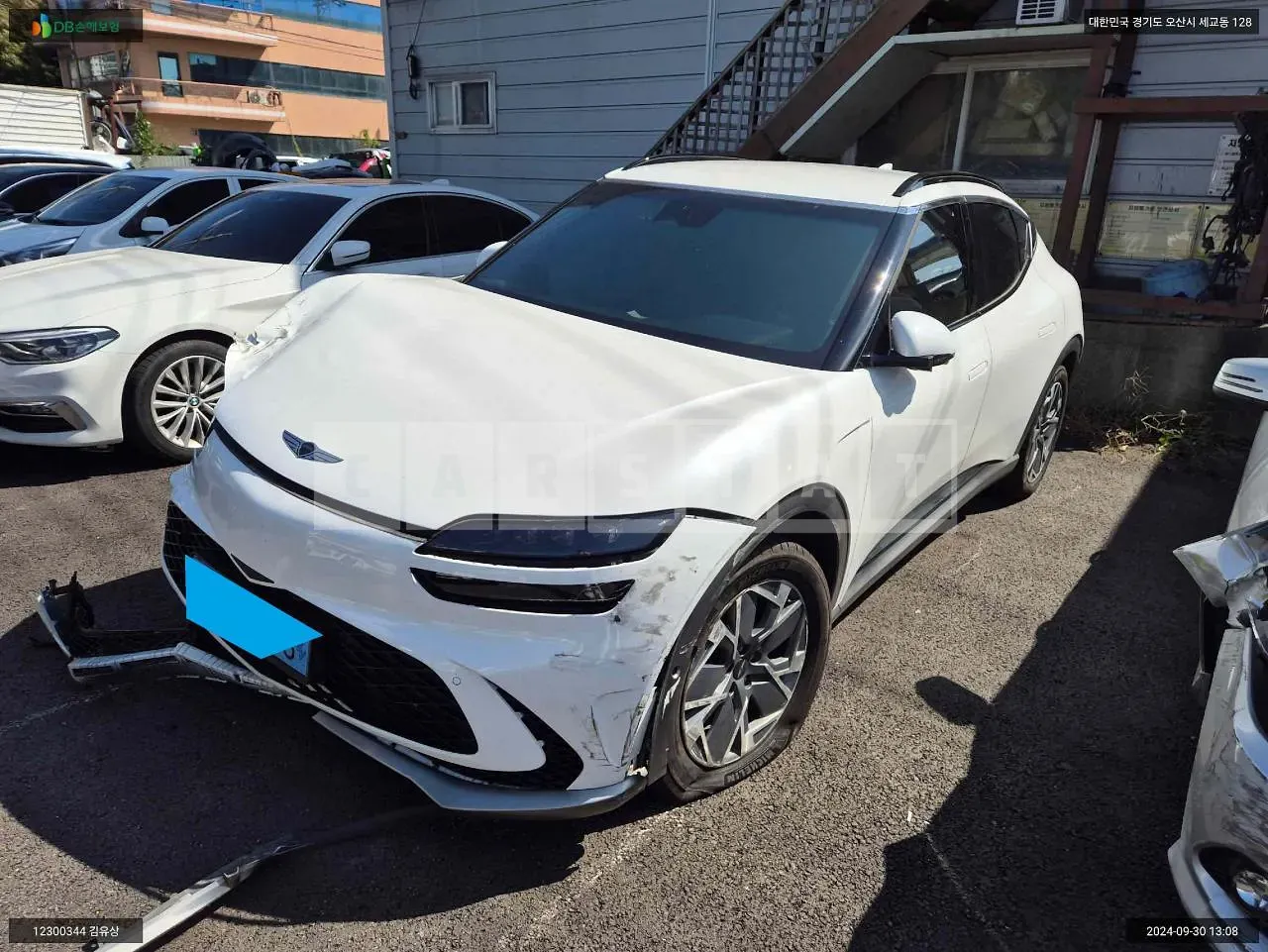 Photo 2 of 19: 2022 Genesis GV60, VIN KMTKB81AFNU006112 — Korean insurance auction