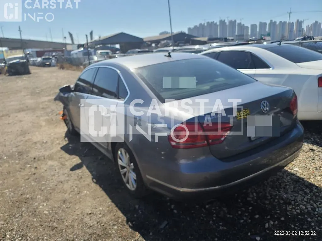 Photo 2 of 8: 2015 Volkswagen Passat 1.8 TSI, VIN 1VWZZZA3ZFC102874 — Korean insurance auction