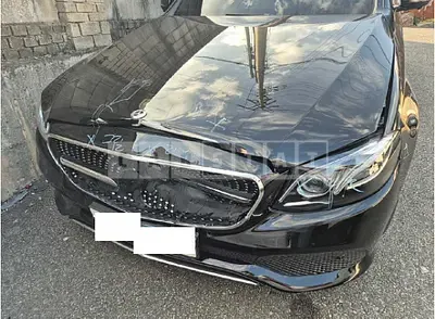 Photo 1 of 50: 2020 Mercedes-Benz E300 — Korean insurance auction