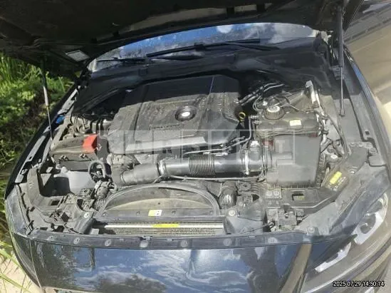 Photo 2 of 19: 2017 Jaguar XF 20d — Korean insurance auction