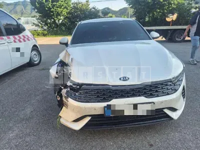 Photo 1 of 8: 2020 Kia K5 Hybrid — Korean insurance auction