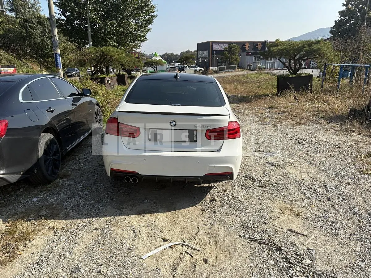 Photo 2 of 30: 2018 BMW 320d — Korean insurance auction