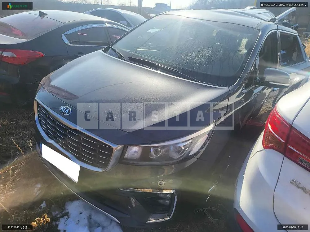 Photo 2 of 15: 2018 Kia Carnival, VIN KNAMC81ABKS493758 — Korean insurance auction