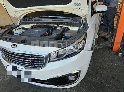 Photo 1 of 12: 2016 Kia Carnivals, VIN KNAME81ABGS239965 — Korean insurance auction