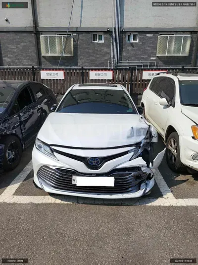 Photo 1 of 7: 2019 Toyota Camry Hybrid, VIN JTNB21HK3K3039967 — Korean insurance auction