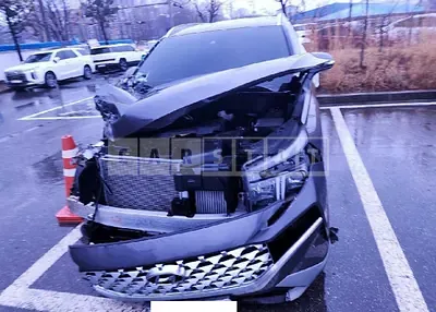 Photo 1 of 13: 2021 Hyundai Santa Fe, VIN KMHS381HGMU343713 — Korean insurance auction