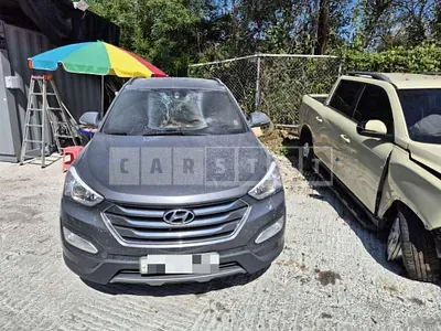 Photo 1 of 13: 2015 Hyundai Santa Fe DM — Korean insurance auction