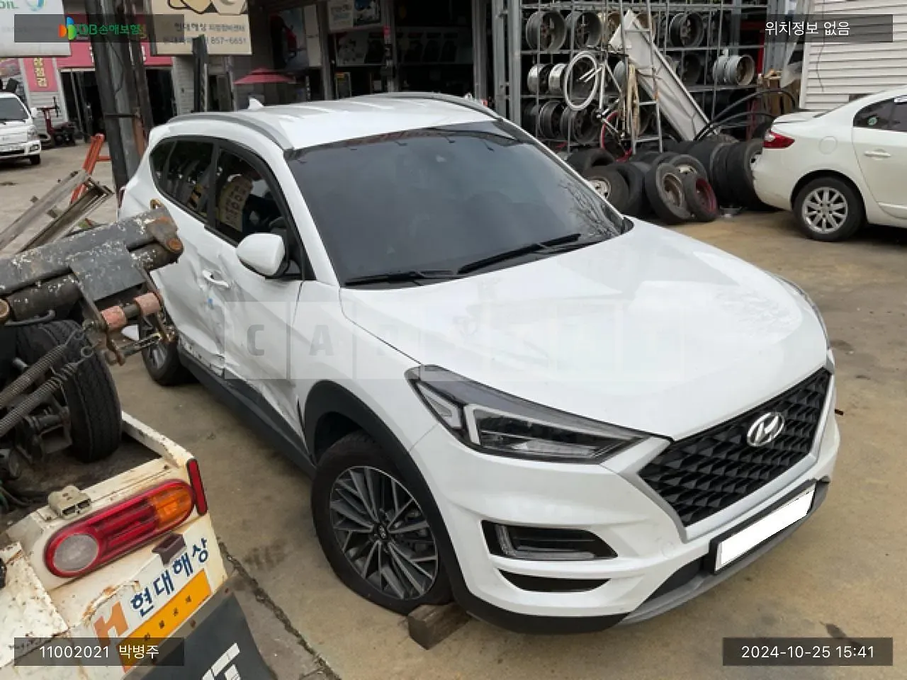 Photo 2 of 13: 2019 Hyundai Tucson, VIN KMHJ381ABKU128981 — Korean insurance auction