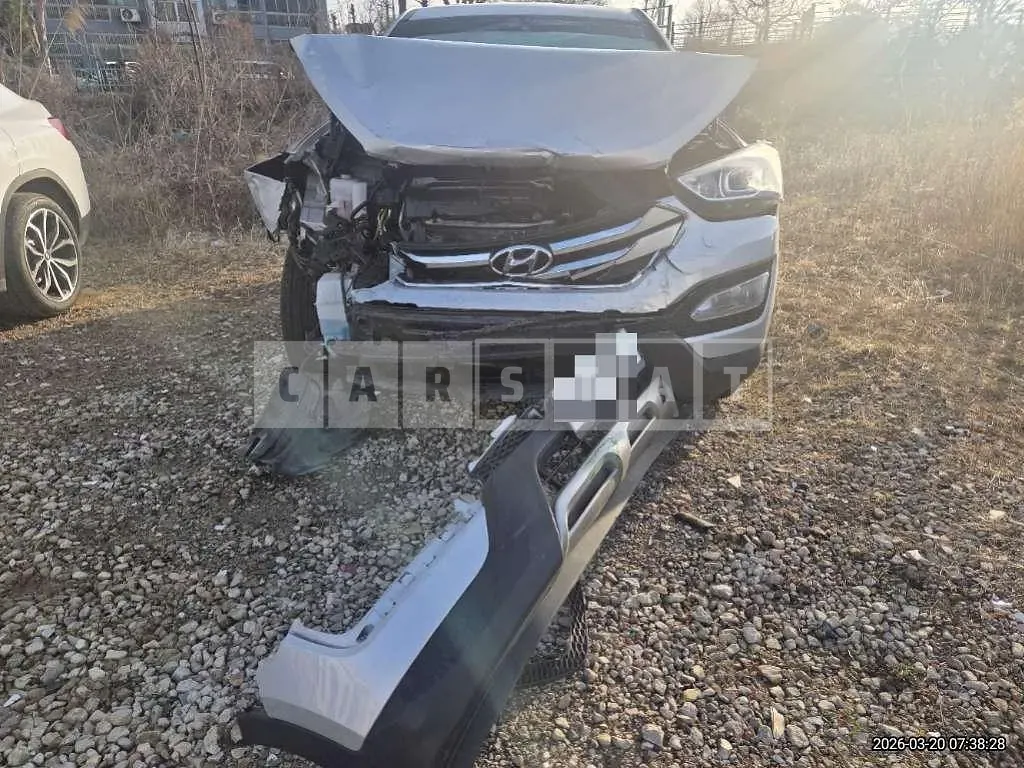 Photo 2 of 24: 2015 Hyundai Santa Fe DM — Korean insurance auction