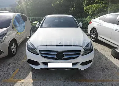 Photo 1 of 9: 2016 Mercedes-Benz C 200, VIN WDDWF4CB4GF374976 — Korean insurance auction