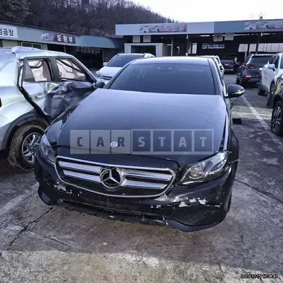 Photo 1 of 12: 2017 Mercedes-Benz E300 — Korean insurance auction