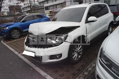 Photo 1 of 14: 2015 Volkswagen Tiguan 2.0 TDI BMT, VIN WVGZZZ5NZGW504606 — Korean insurance auction