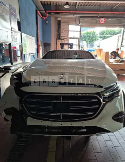 Photo 1 of 45: 2025 Mercedes-Benz E 350 e 4Matic — Korean insurance auction
