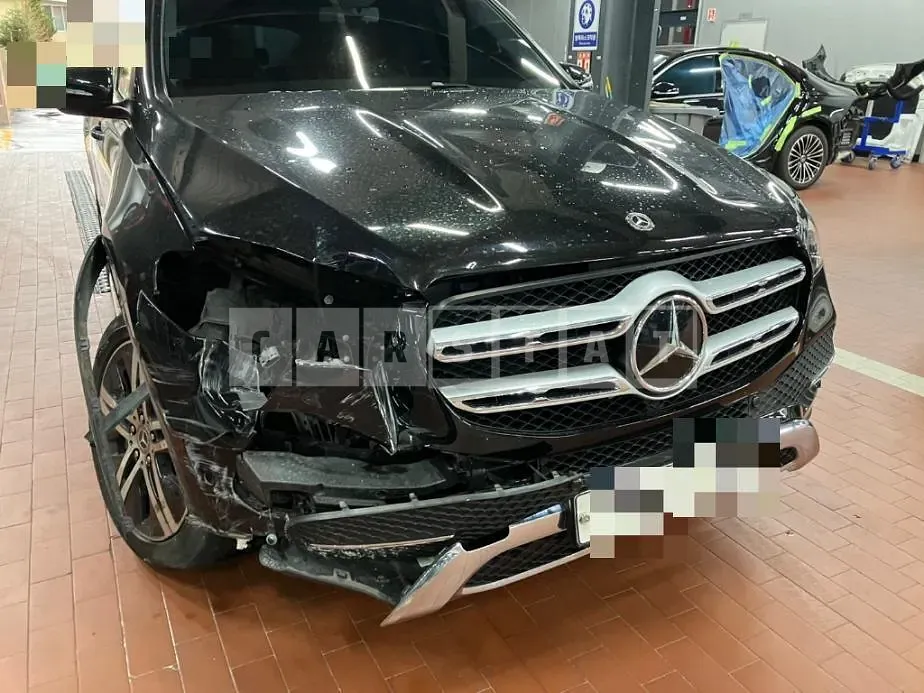 Photo 2 of 16: 2019 Mercedes-Benz GLE 300d 4Matic, VIN WDCFB1KB3KA071838 — Korean insurance auction