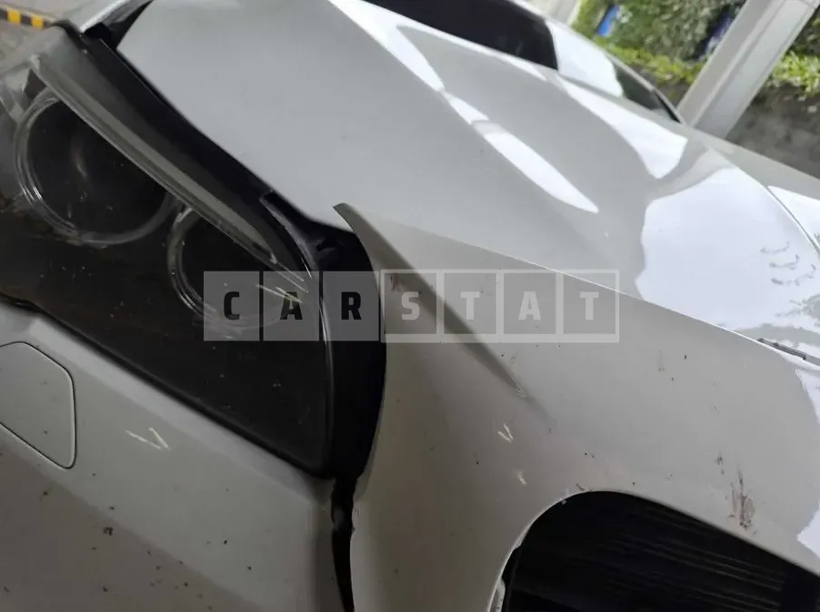 Photo 2 of 4: 2015 BMW 520d — Korean insurance auction
