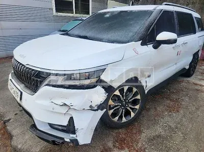 Photo 1 of 38: 2022 Kia Carnival, VIN KNANB81BBNS148091 — Korean insurance auction