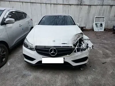 Photo 1 of 10: 2016 Mercedes-Benz E350 BlueTec 4Matic — Korean insurance auction