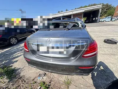 Photo 1 of 19: 2019 Mercedes-Benz E300 — Korean insurance auction