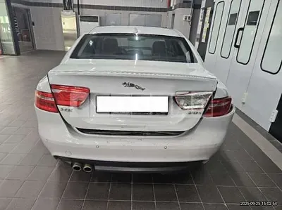 Photo 1 of 9: 2016 Jaguar XE 2.0d — Korean insurance auction