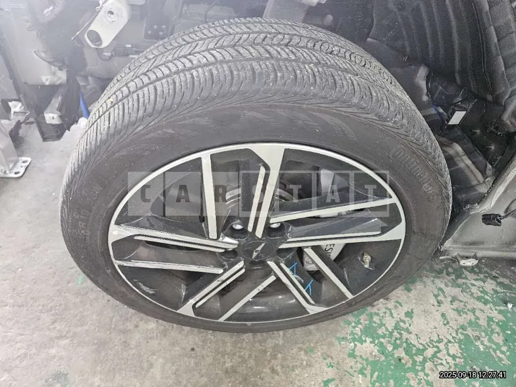 Photo 3 of 3: 2024 Genesis (parts) G80 Wheel — Korean insurance auction