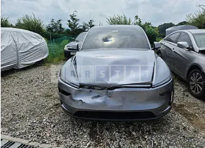 Photo 1 of 37: 2025 Tesla Model Y LongRange — Korean insurance auction