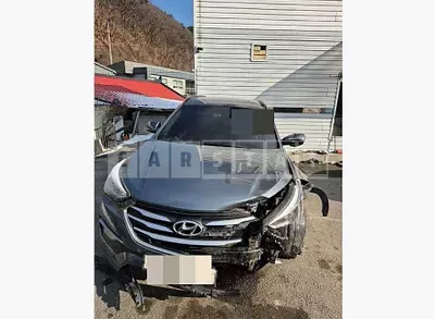 Photo 1 of 13: 2018 Hyundai Santa Fe DM — Korean insurance auction