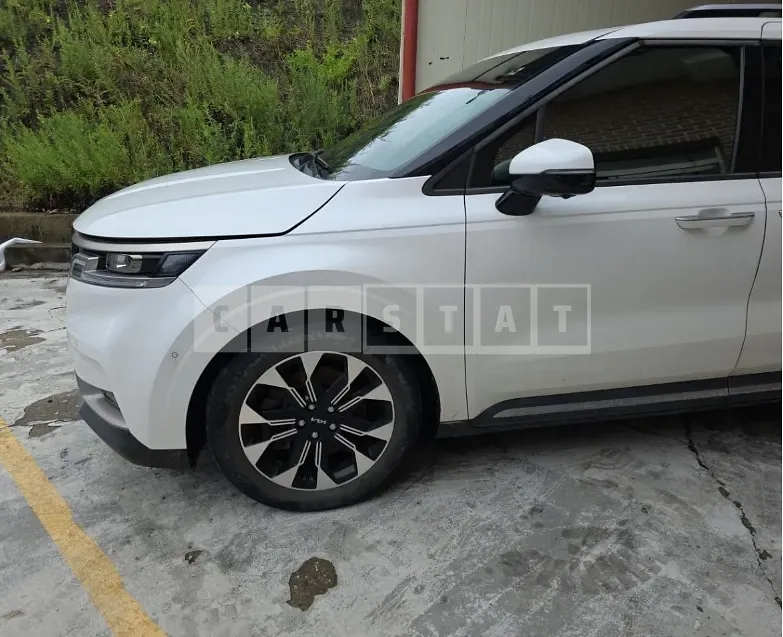 Photo 2 of 10: 2022 Kia Carnivals — Korean insurance auction
