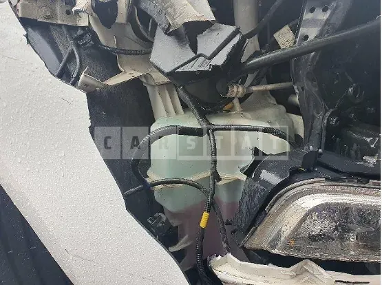 Photo 2 of 10: 2015 Hyundai Tucson, VIN KMHJT81VBFU935567 — Korean insurance auction