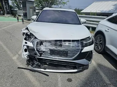 Photo 1 of 9: 2023 Audi Q4 40 e-tron — Korean insurance auction