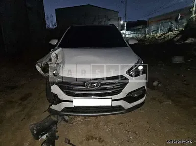 Photo 1 of 27: 2016 Hyundai Santa Fe — Korean insurance auction