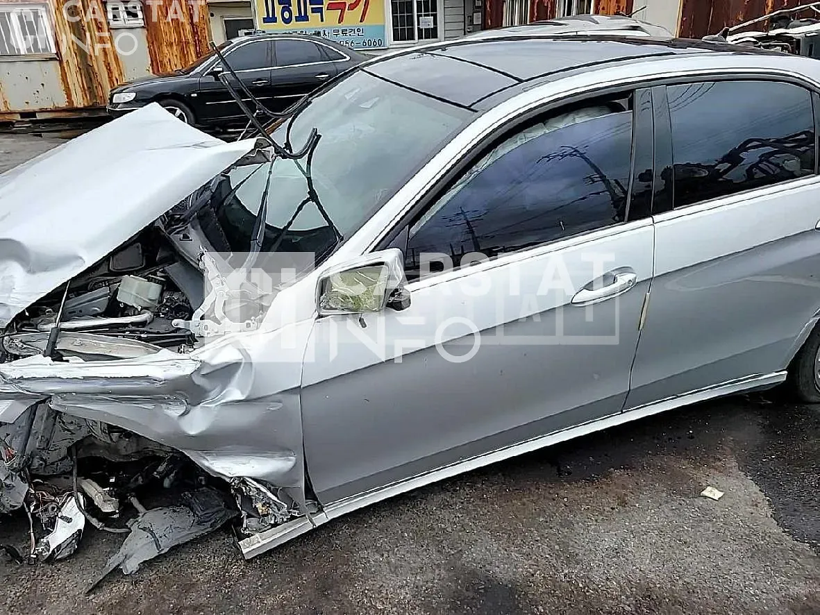 Photo 2 of 12: 2014 Mercedes-Benz E300 4Matic — Korean insurance auction