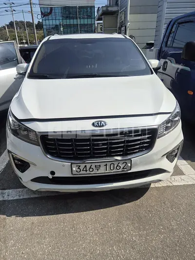 Photo 1 of 3: 2018 Kia Carnival 2.2, VIN KNAME81ABKS453519 — Korean insurance auction