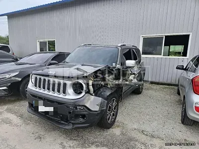Photo 1 of 11: 2017 Jeep Renegade — Korean insurance auction